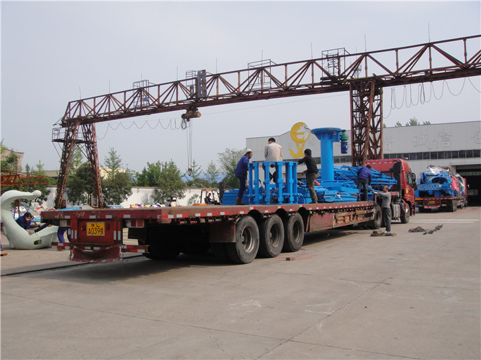 游樂(lè)設(shè)備裝車圖